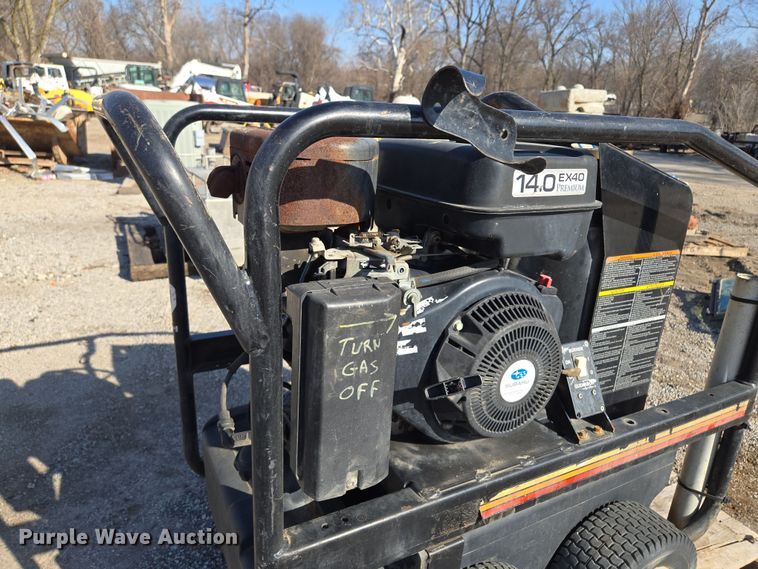 image for item EQ6841 Mi-T-M HSP-3504-3MGR pressure washer