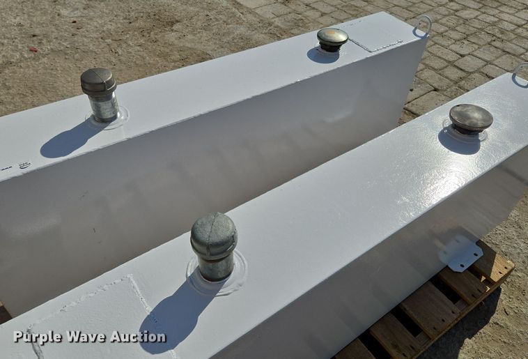 image for item EQ6845 (2) fuel tanks 
