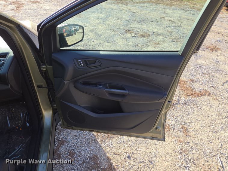 image for item EQ6864 2013 Ford  Escape  SUV