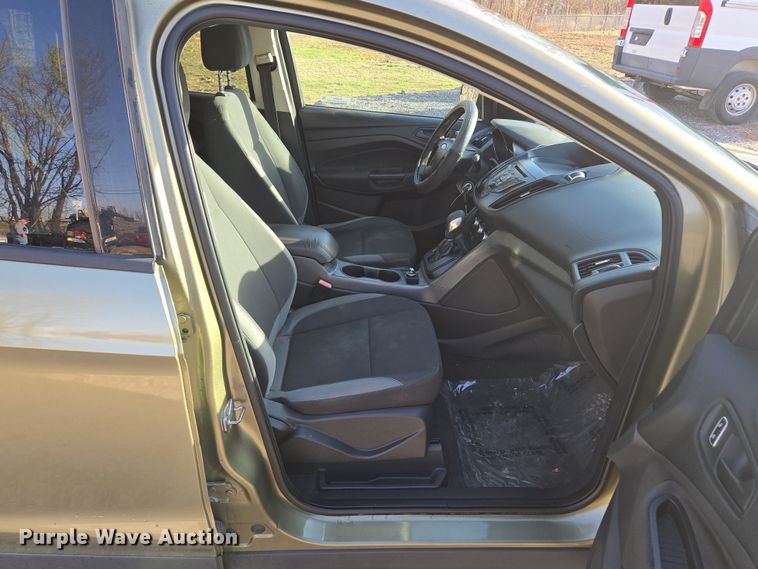 image for item EQ6864 2013 Ford  Escape  SUV