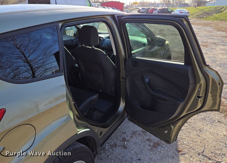 image for item EQ6864 2013 Ford  Escape  SUV