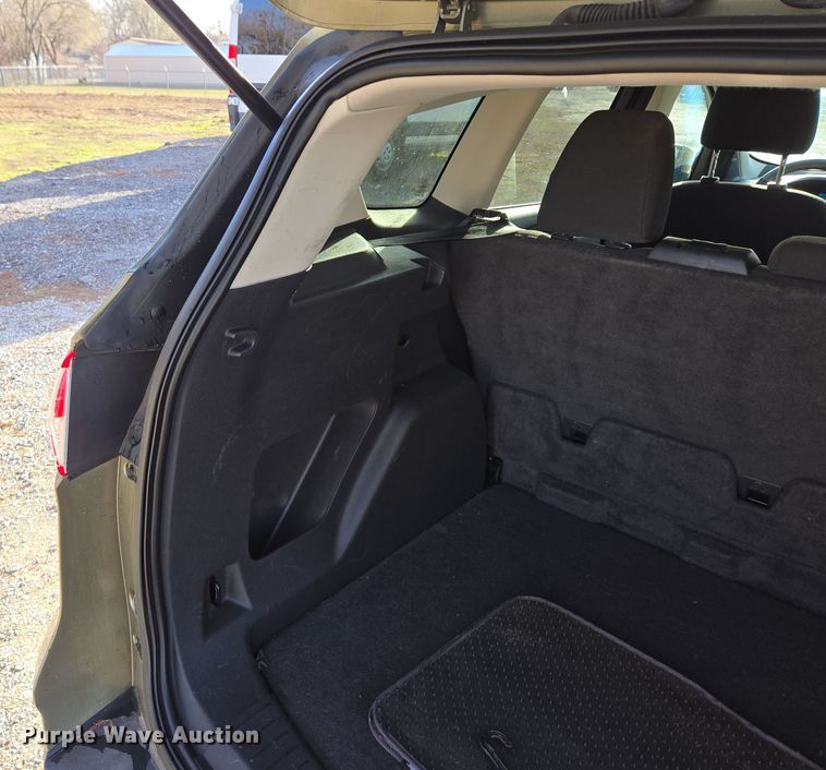 image for item EQ6864 2013 Ford  Escape  SUV