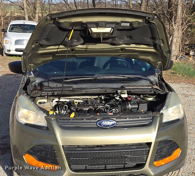 image for item EQ6864 2013 Ford  Escape  SUV