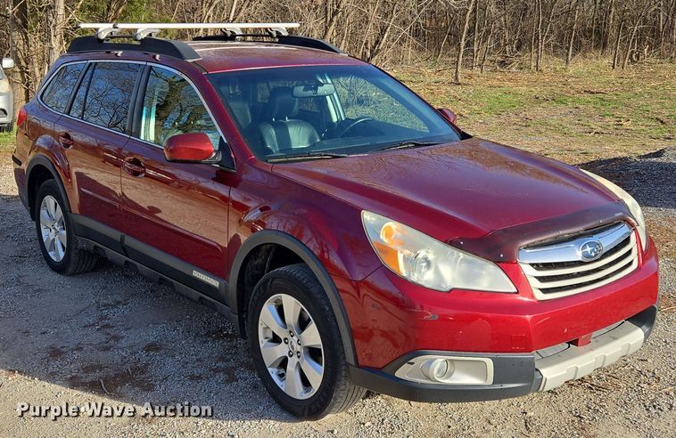 image for item EQ6865 2012 Subaru  Outback  SUV