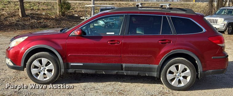 image for item EQ6865 2012 Subaru  Outback  SUV