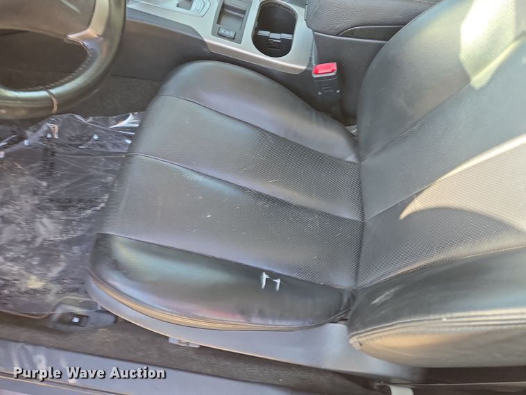 image for item EQ6865 2012 Subaru  Outback  SUV