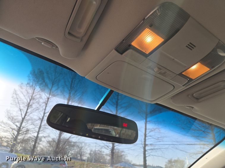 image for item EQ6865 2012 Subaru  Outback  SUV