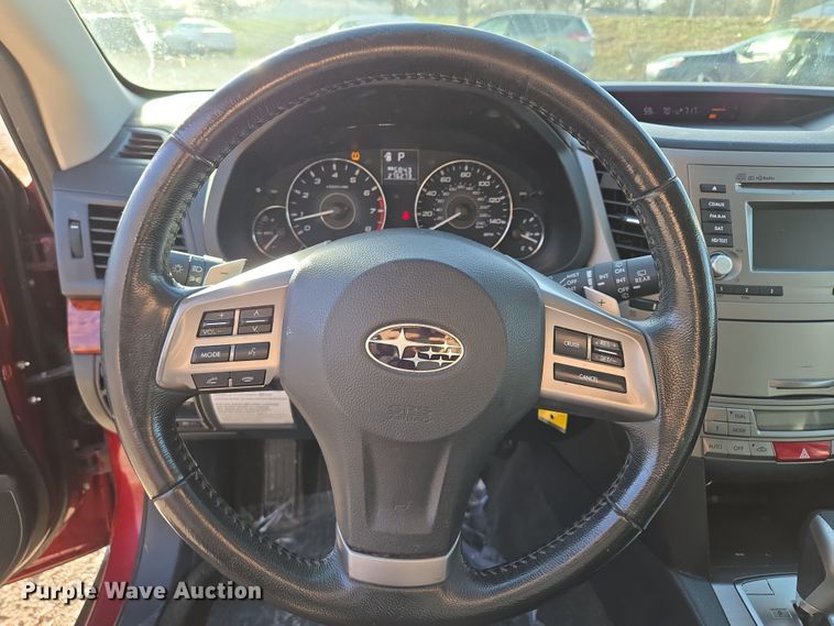 image for item EQ6865 2012 Subaru  Outback  SUV