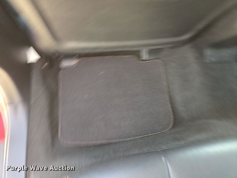 image for item EQ6865 2012 Subaru  Outback  SUV