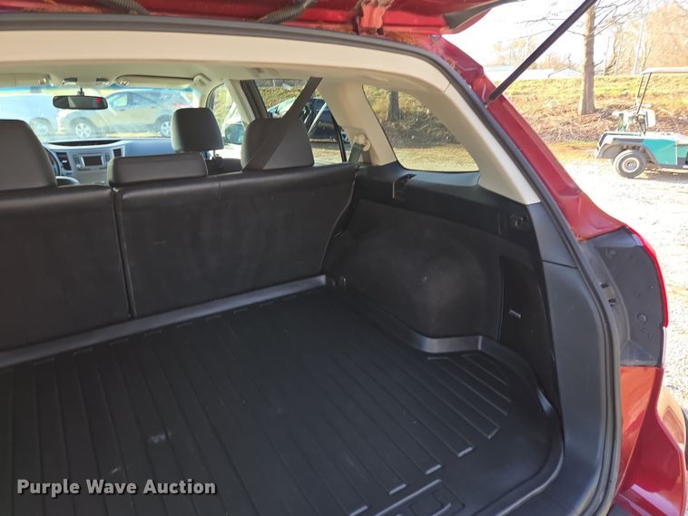 image for item EQ6865 2012 Subaru  Outback  SUV