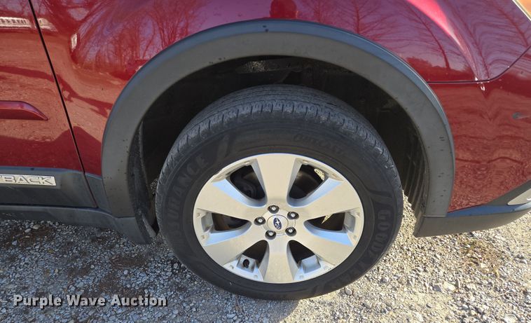 image for item EQ6865 2012 Subaru  Outback  SUV