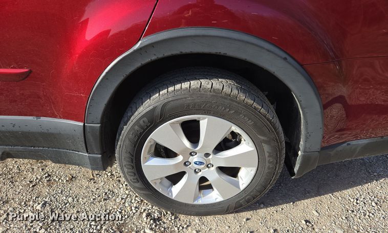 image for item EQ6865 2012 Subaru  Outback  SUV