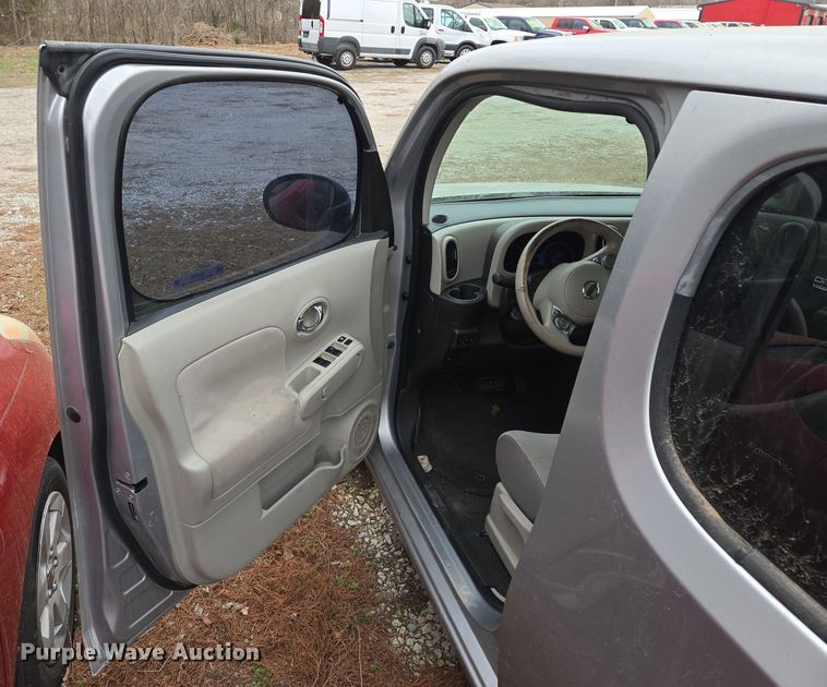 image for item EQ6866 2009 Nissan  Cube  SUV