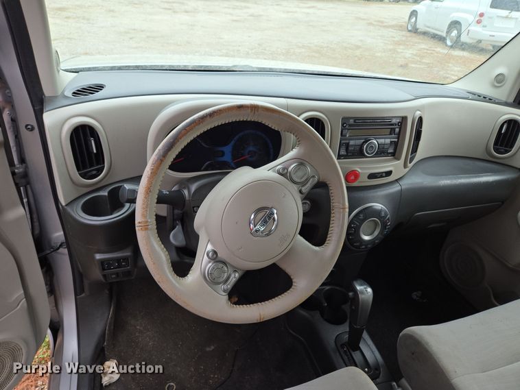 image for item EQ6866 2009 Nissan  Cube  SUV