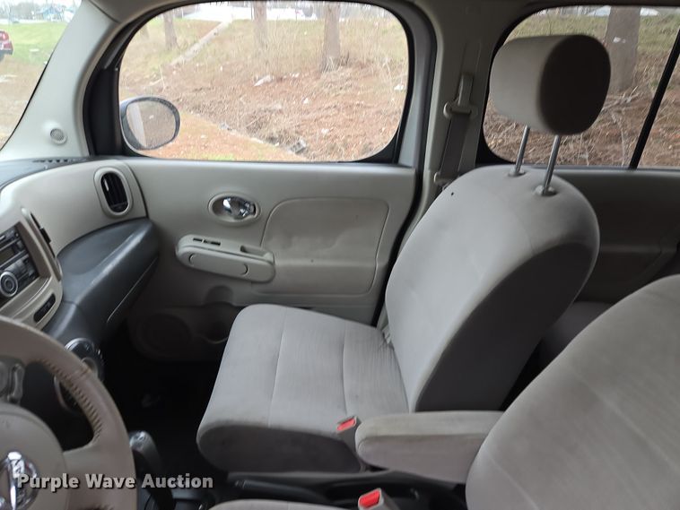 image for item EQ6866 2009 Nissan  Cube  SUV