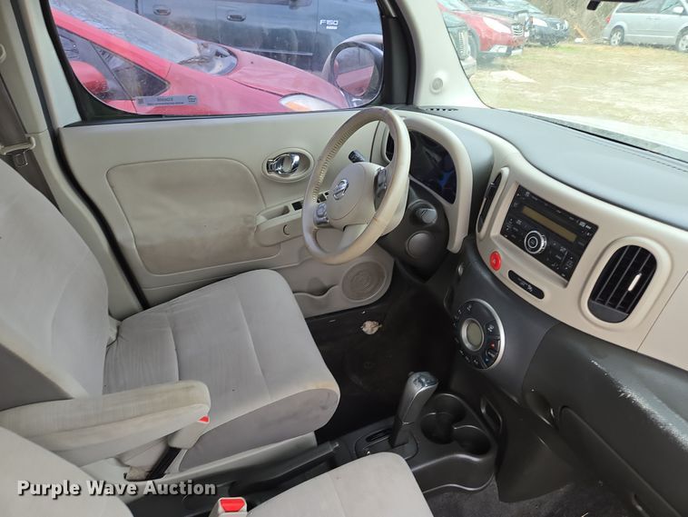 image for item EQ6866 2009 Nissan  Cube  SUV