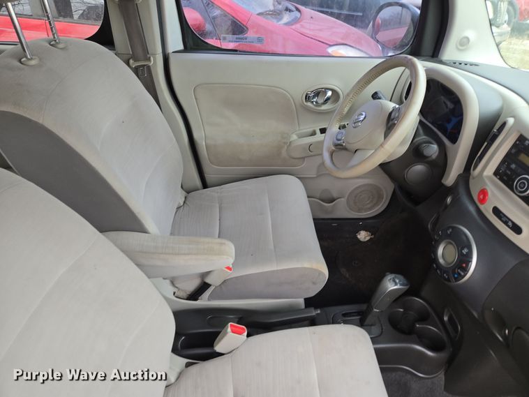 image for item EQ6866 2009 Nissan  Cube  SUV