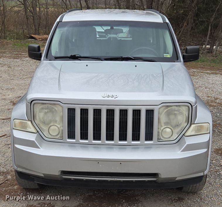 image for item EQ6869 2008 Jeep  Liberty SUV