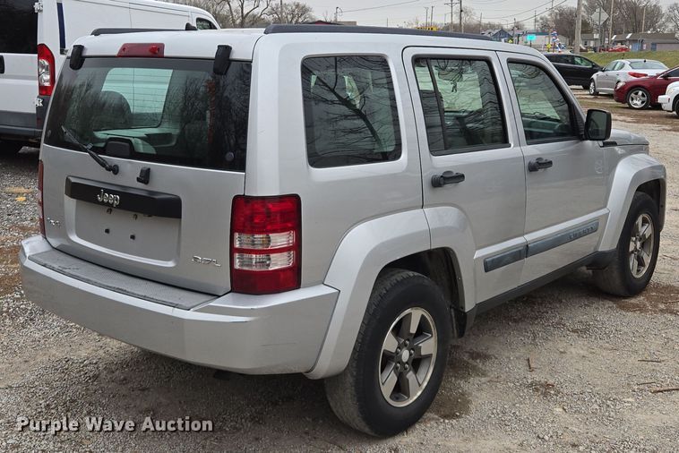 image for item EQ6869 2008 Jeep  Liberty SUV