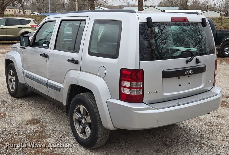 image for item EQ6869 2008 Jeep  Liberty SUV