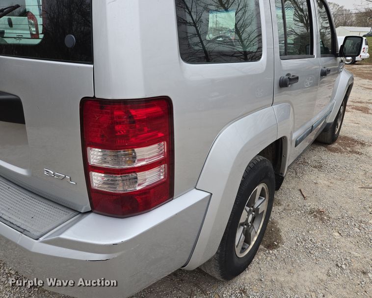 image for item EQ6869 2008 Jeep  Liberty SUV