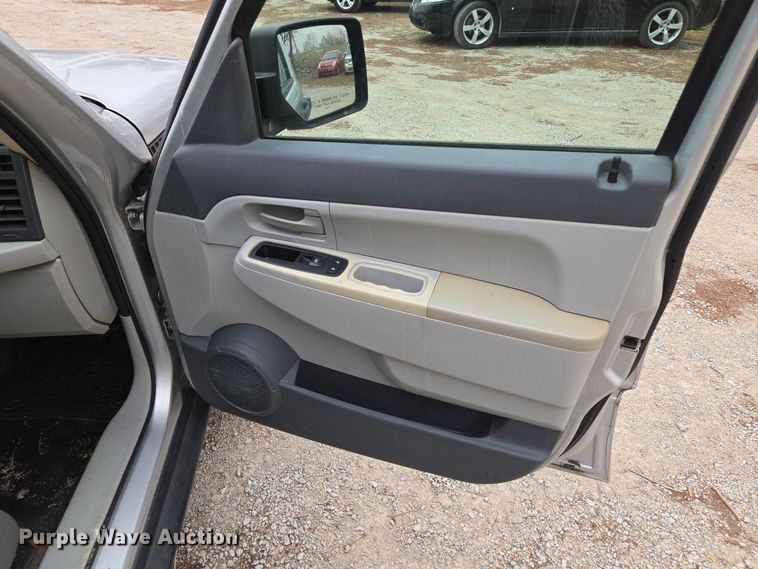 image for item EQ6869 2008 Jeep  Liberty SUV