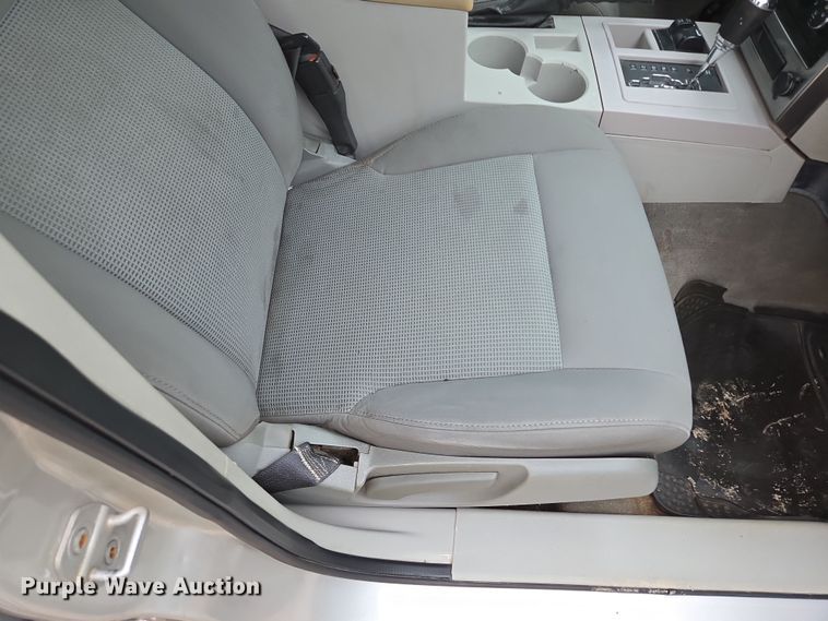 image for item EQ6869 2008 Jeep  Liberty SUV