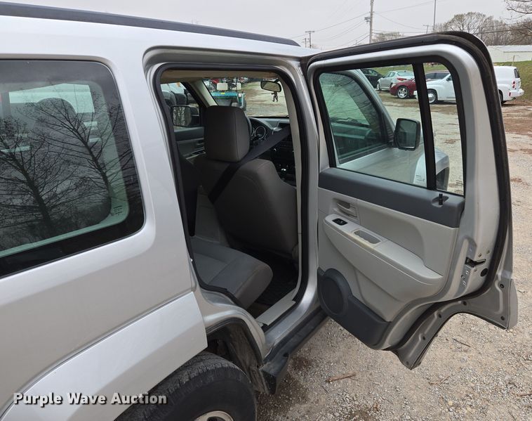 image for item EQ6869 2008 Jeep  Liberty SUV