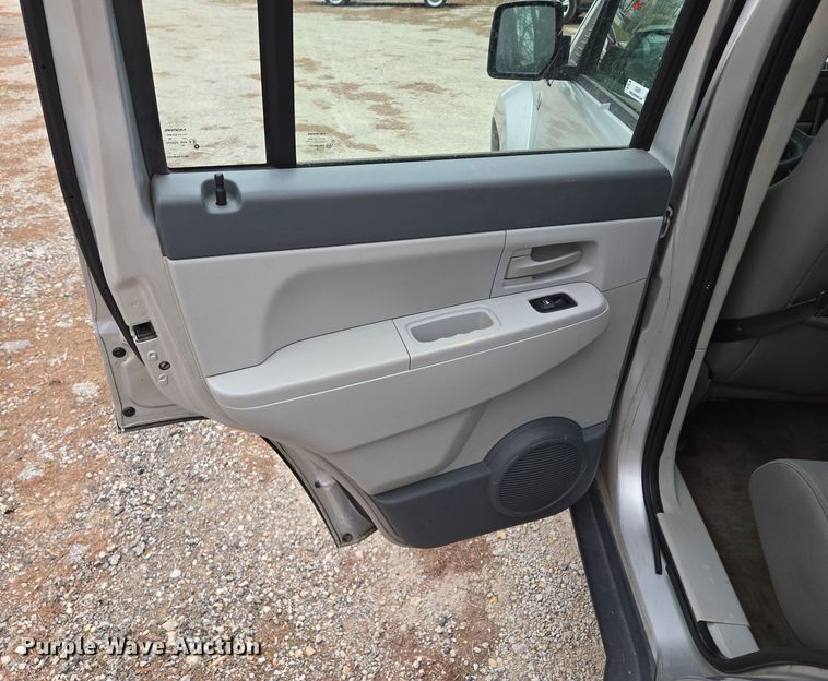 image for item EQ6869 2008 Jeep  Liberty SUV