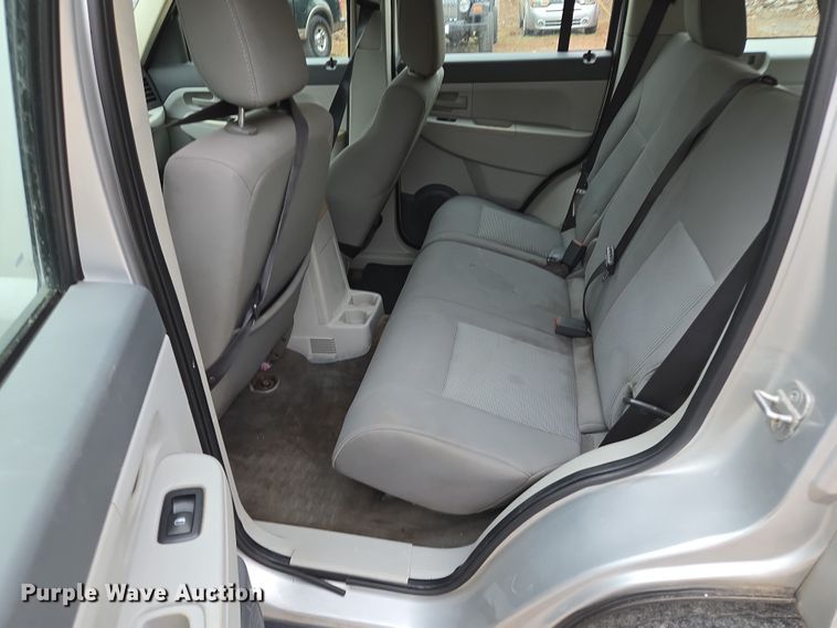 image for item EQ6869 2008 Jeep  Liberty SUV