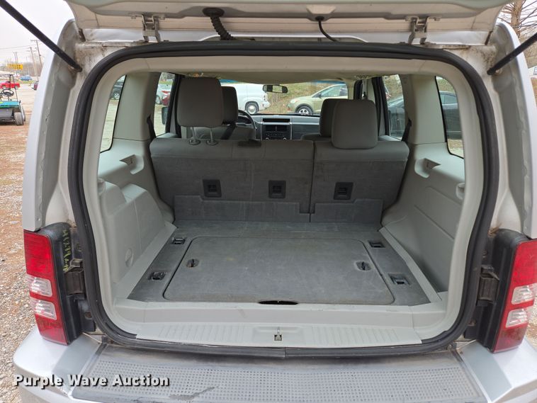 image for item EQ6869 2008 Jeep  Liberty SUV