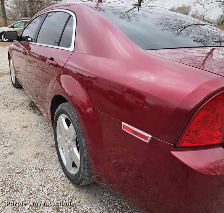 image for item EQ6870 2010 Chevrolet Malibu LT 