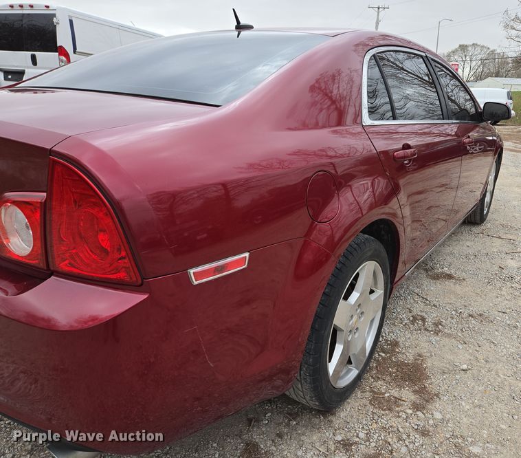 image for item EQ6870 2010 Chevrolet Malibu LT 