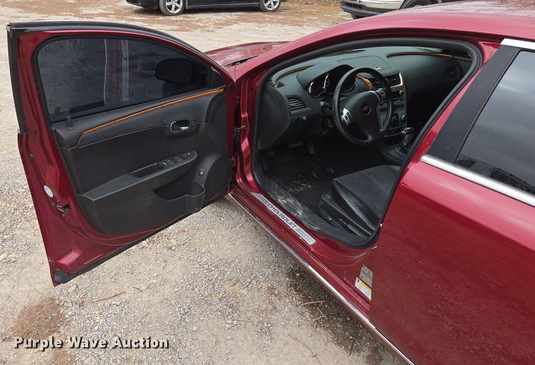 image for item EQ6870 2010 Chevrolet Malibu LT 