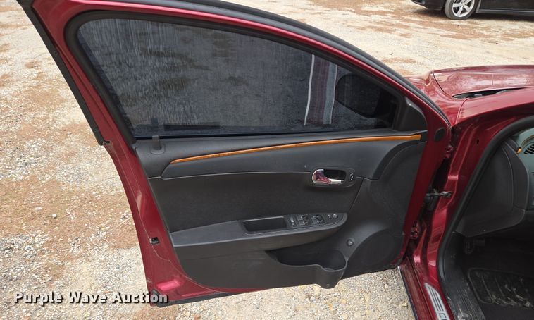 image for item EQ6870 2010 Chevrolet Malibu LT 