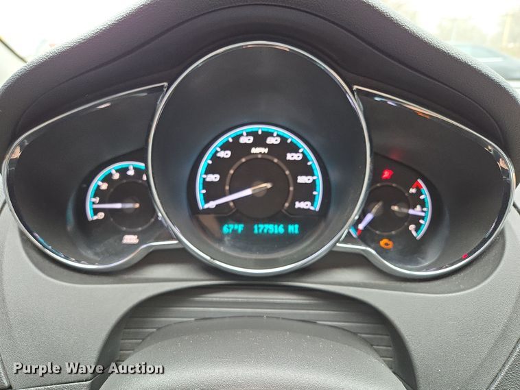 image for item EQ6870 2010 Chevrolet Malibu LT 