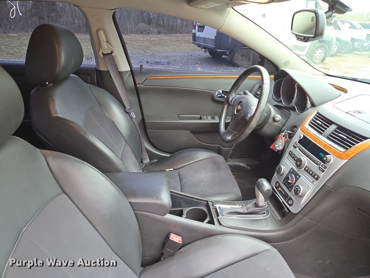 image for item EQ6870 2010 Chevrolet Malibu LT 