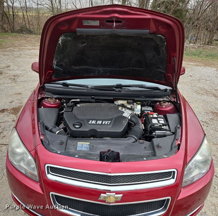 image for item EQ6870 2010 Chevrolet Malibu LT 