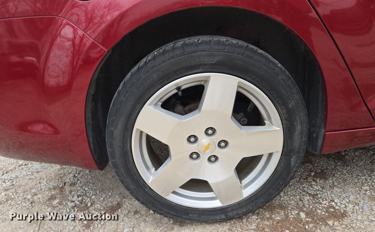 image for item EQ6870 2010 Chevrolet Malibu LT 