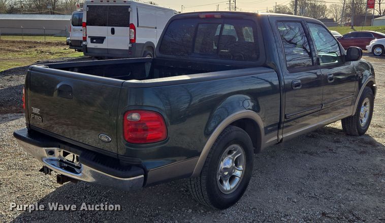 image for item EQ6871 2002 Ford F150 SuperCrew pickup truck