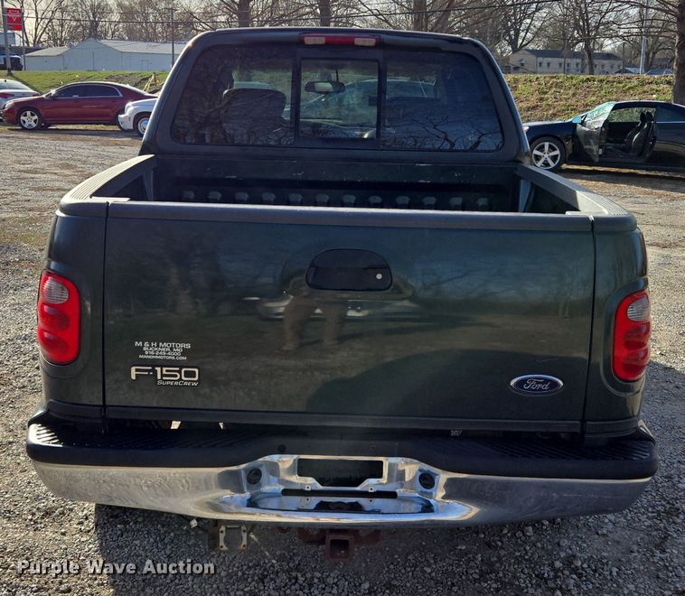 image for item EQ6871 2002 Ford F150 SuperCrew pickup truck