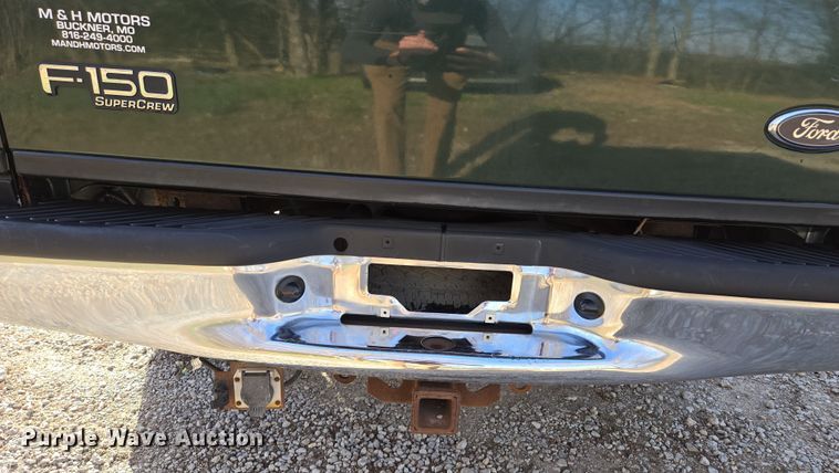 image for item EQ6871 2002 Ford F150 SuperCrew pickup truck