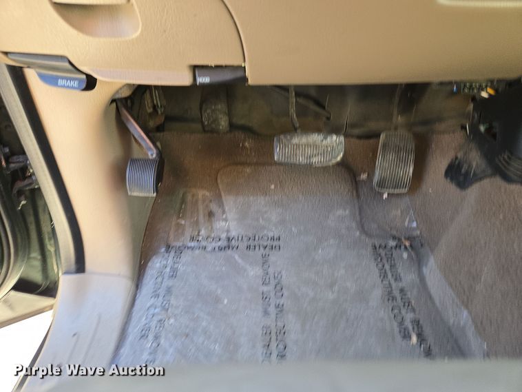 image for item EQ6871 2002 Ford F150 SuperCrew pickup truck