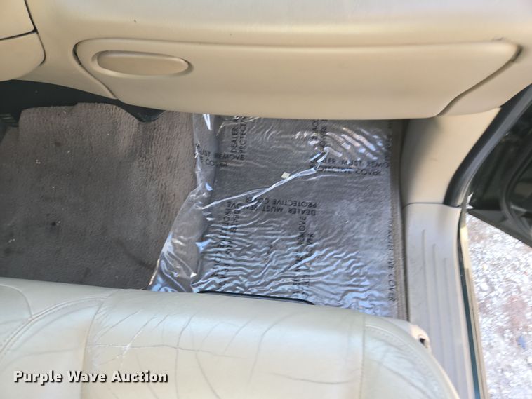 image for item EQ6871 2002 Ford F150 SuperCrew pickup truck