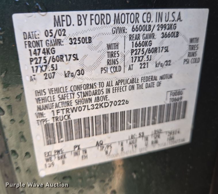 image for item EQ6871 2002 Ford F150 SuperCrew pickup truck