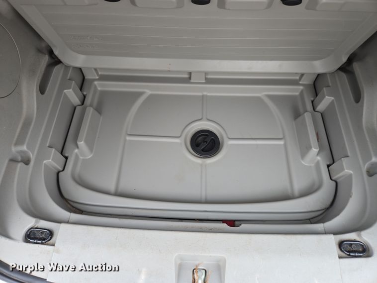 image for item EQ6872 2008 Chevrolet  HHR SUV