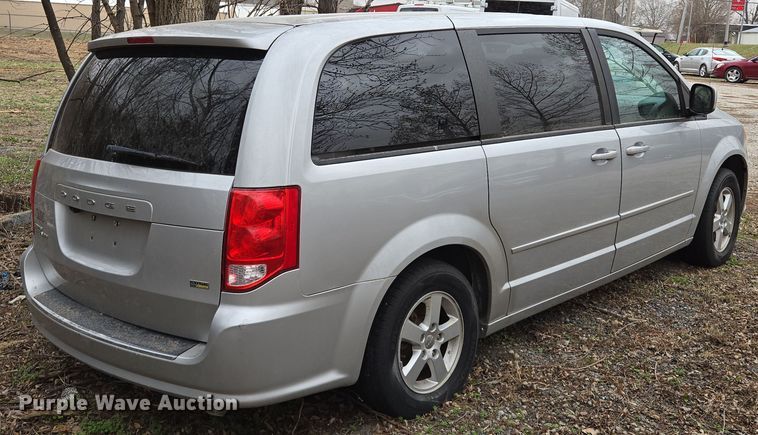 image for item EQ6873 2011 Dodge  Grand Caravan SUV