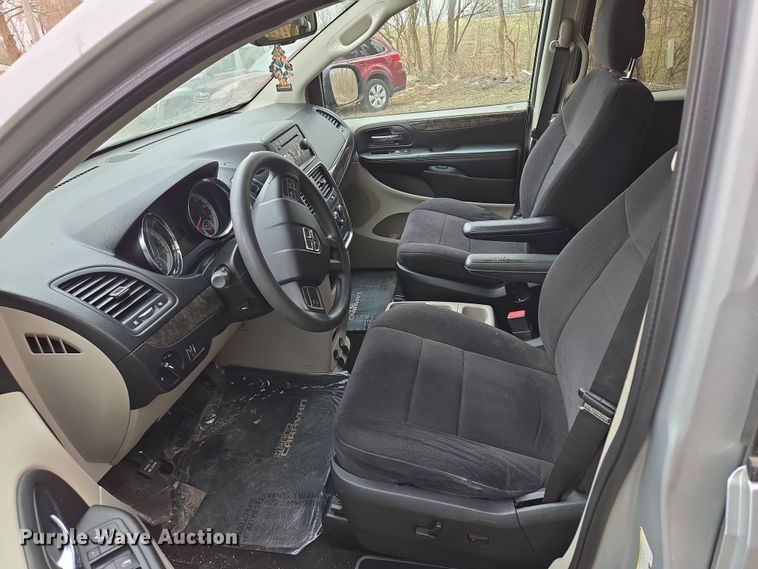 image for item EQ6873 2011 Dodge  Grand Caravan SUV