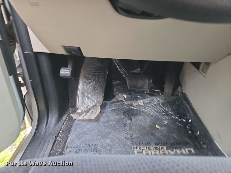 image for item EQ6873 2011 Dodge  Grand Caravan SUV