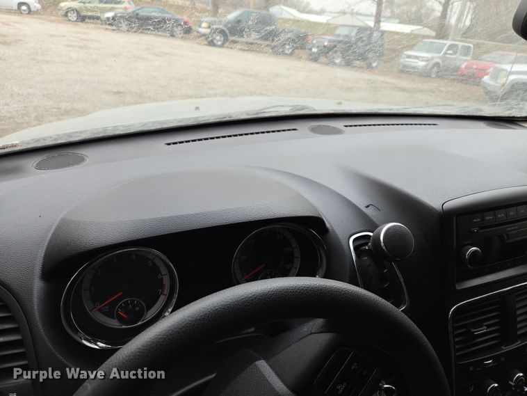 image for item EQ6873 2011 Dodge  Grand Caravan SUV